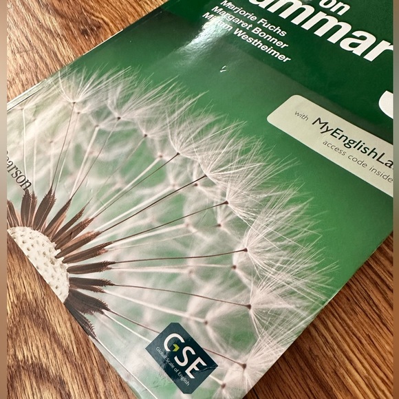 🆕 Focus on Grammar 3 with MyEnglishLab (5th Edition)
5th Edition - Picture 7 of 11